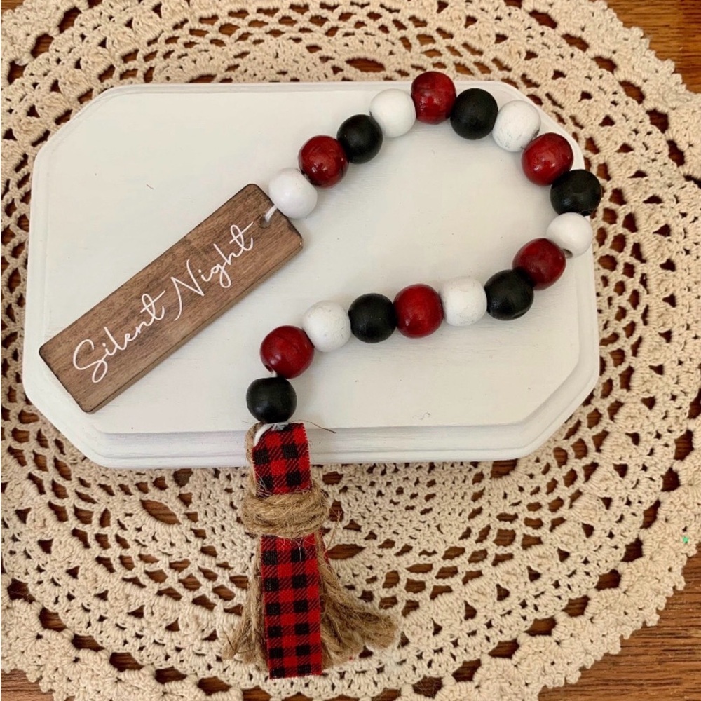 Silent Night Beaded Garland: Farmhouse Tiered Tray Decor